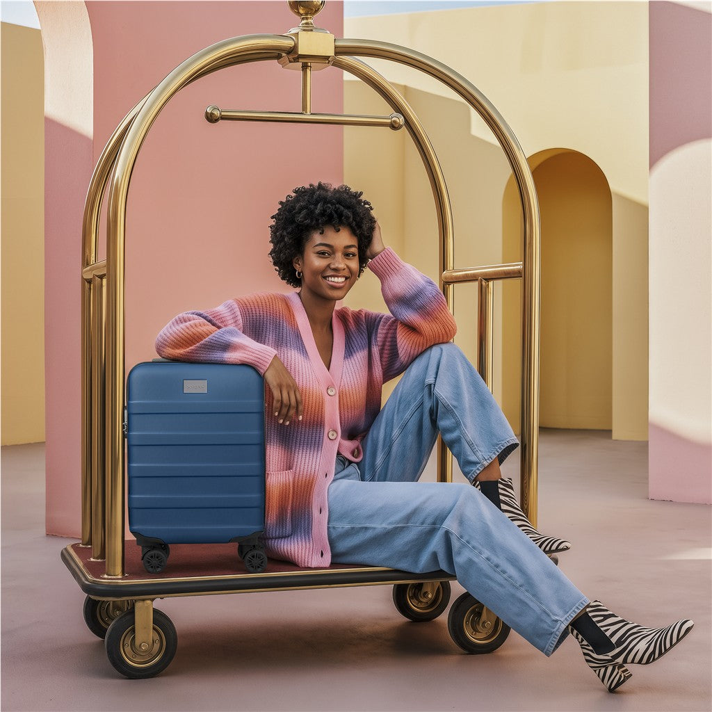 Blythswood Spinner Luggage Bag - 50cm