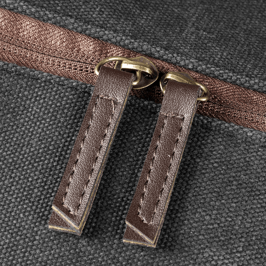Hamilton Canvas Weekend Bag - Retail Therapy Online