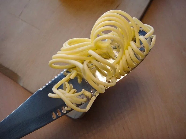 HomeMax Butter Knife Magic 3 - in - 1 Spreader - Retail Therapy Online