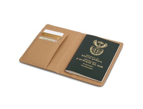 Okiyo Bouken Cork Travel Gift Set - Retail Therapy Online
