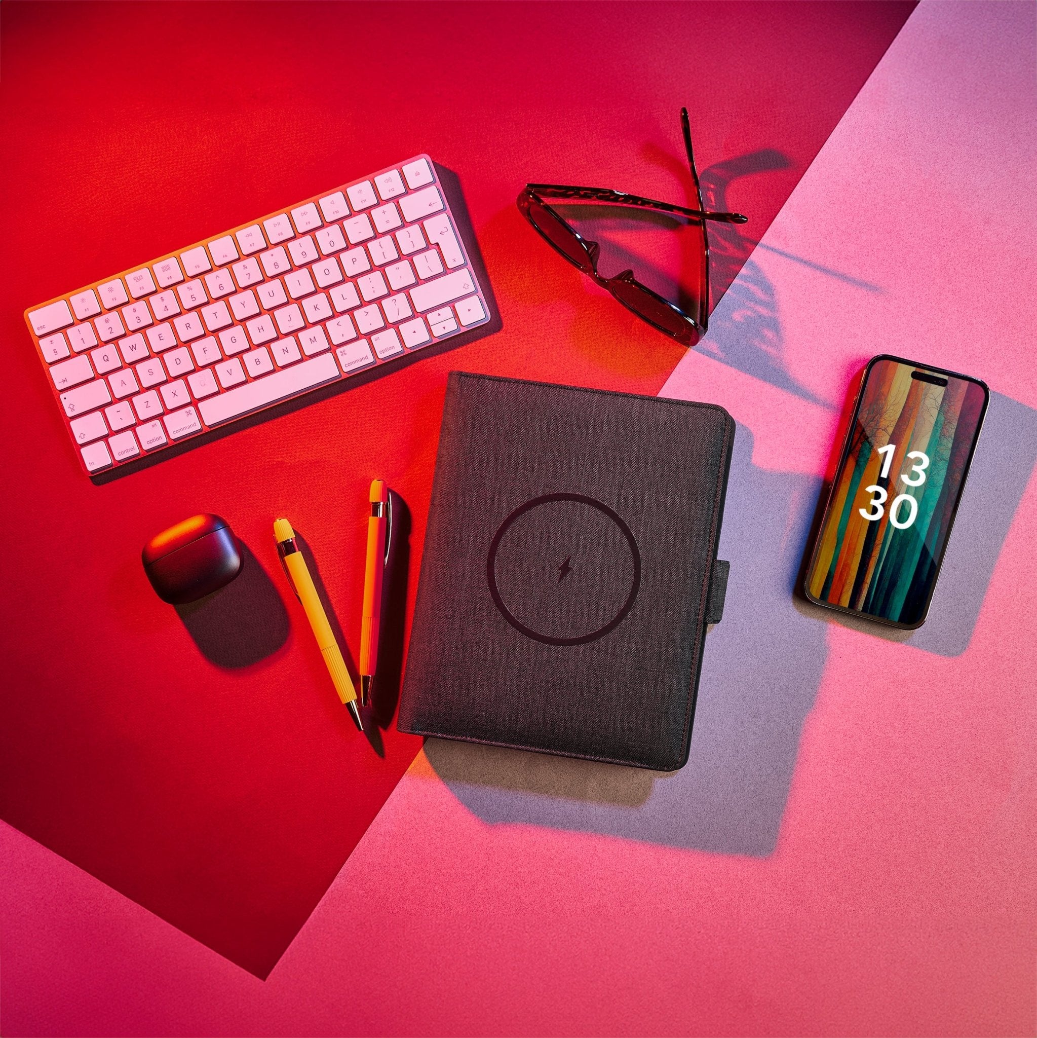 Swiss Cougar Moscow Wireless Charging Portfolio - Retail Therapy Online