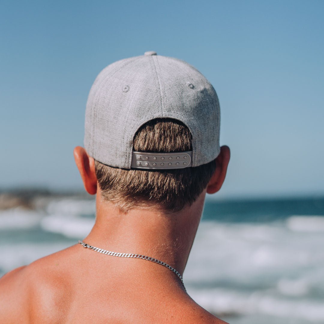 Uflex Curved 6 Panel Snapback - Retail Therapy Online