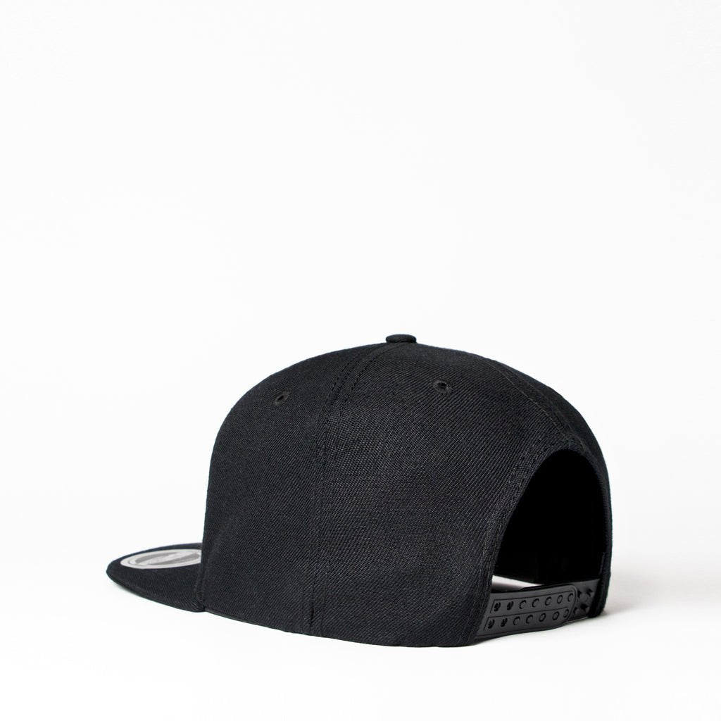 Uflex Kids Snapback Flat Peak Cap - Retail Therapy Online